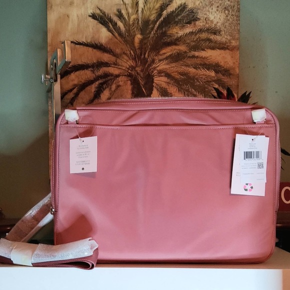 KATE SPADE "CHELSEA" LAPTOP SLEEVE WITH STRAP IN COLOR POMEGRANATE - Picture 5 of 5